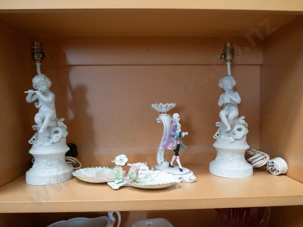 2x cherub figural lamp bases, candlesticks, leaf dish Image 1++