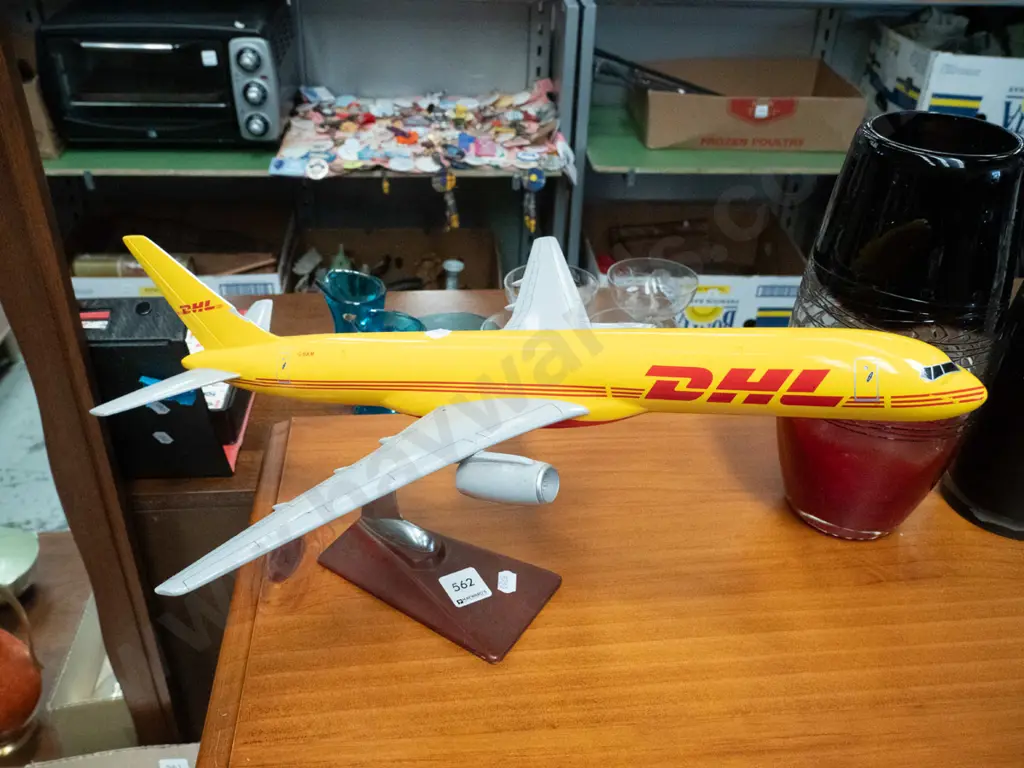 DHL model plane on stand Image 1++