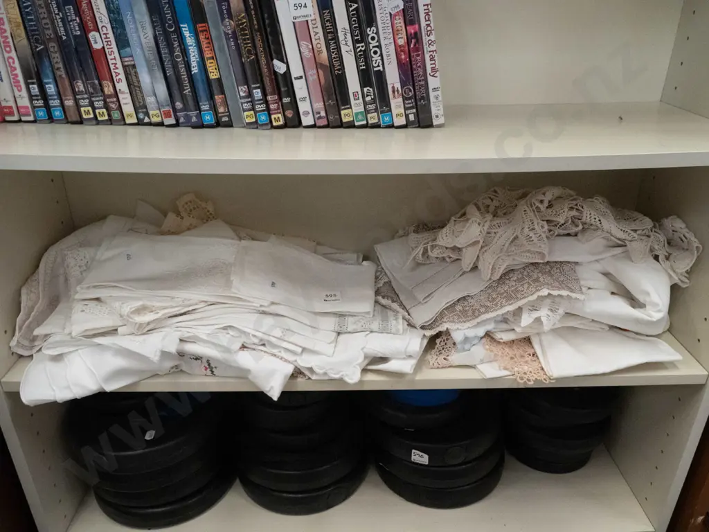 linen Image 1++