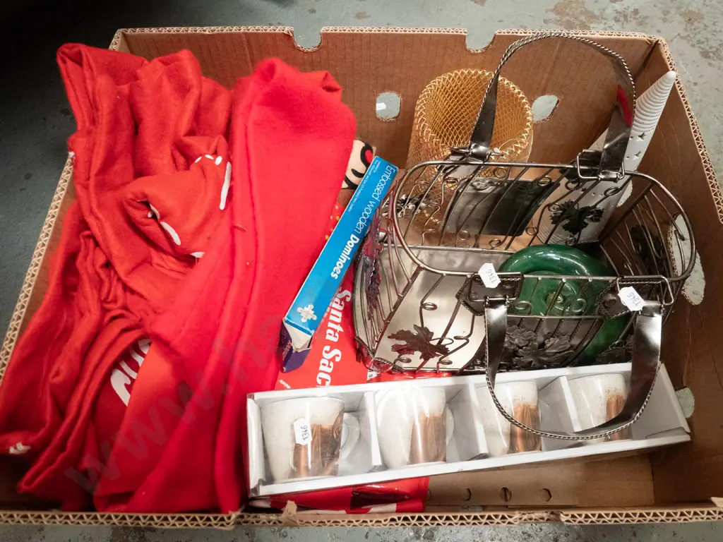 box; Santa sacks, tea cups, dominoes etc Image 1++