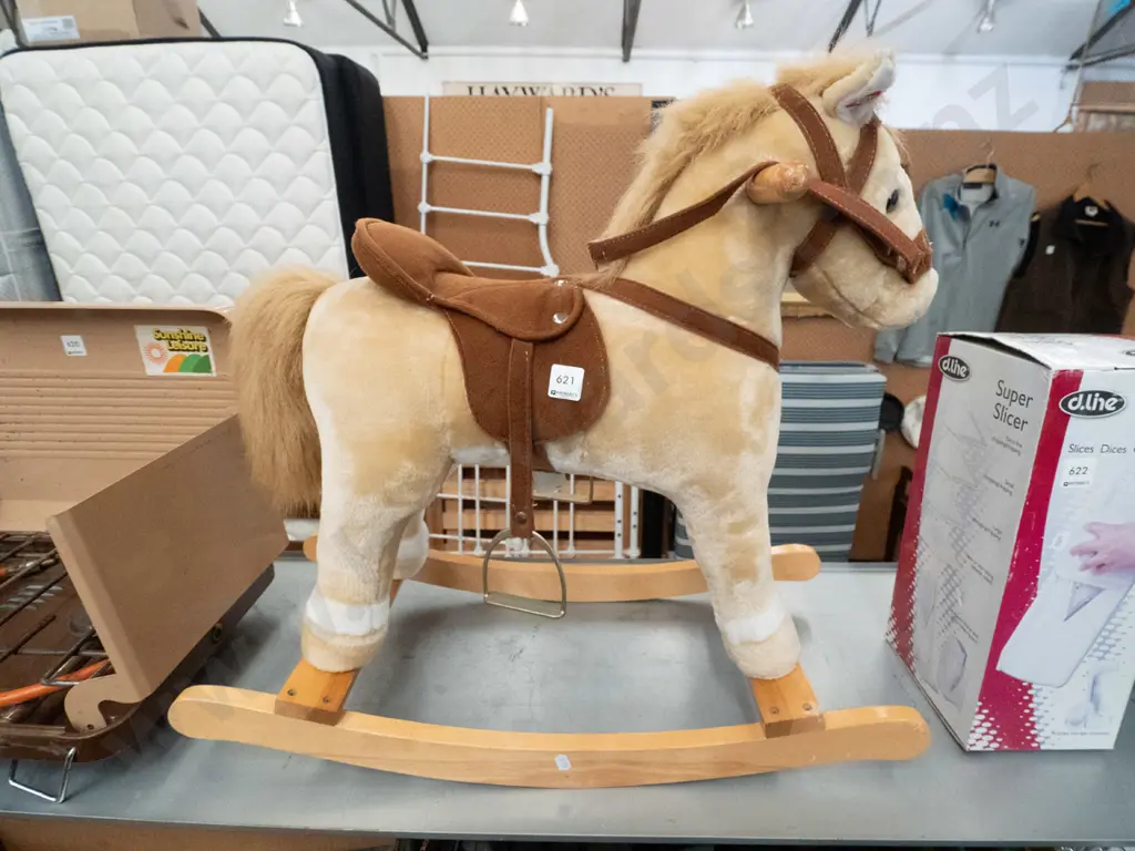 rocking horse Image 1++