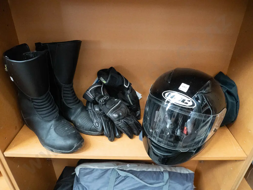 motorcycle helmet, gloves, boots Image 1++