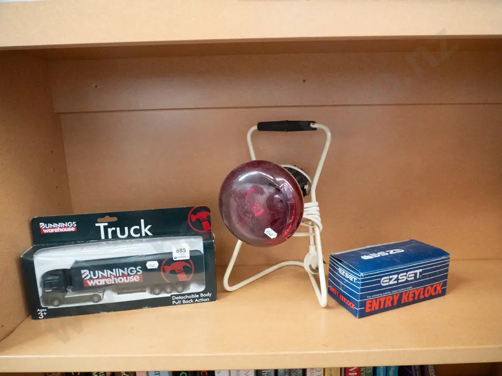 box; Bunnings toy truck, red light lantern, door lock Image 1++