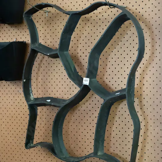 plastic gravel path form