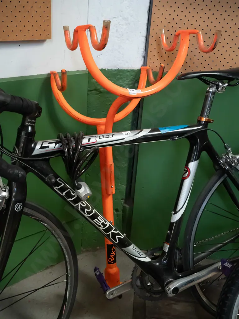 twin towball bike rack Image 1++