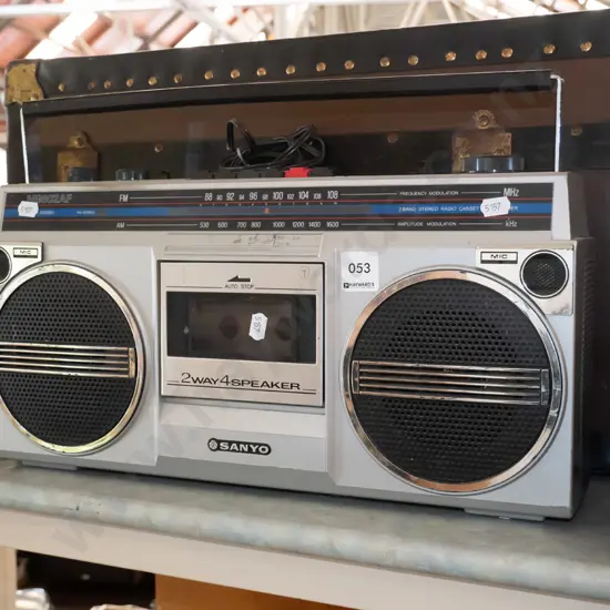 radio cassette player