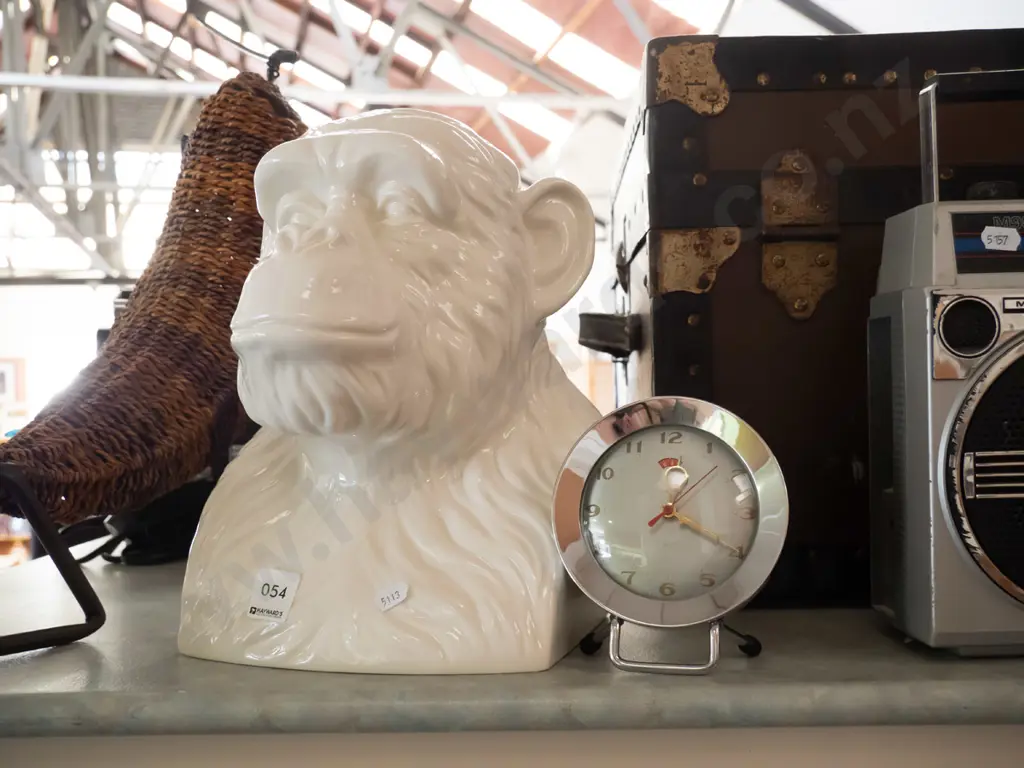 white chimpanzee bust, retro bedside clock Image 1++