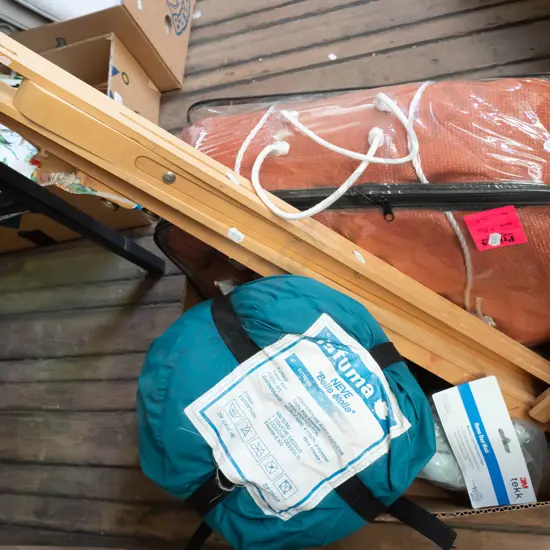 box; sleeping bag, wooden easel, 3 M dust mask etc