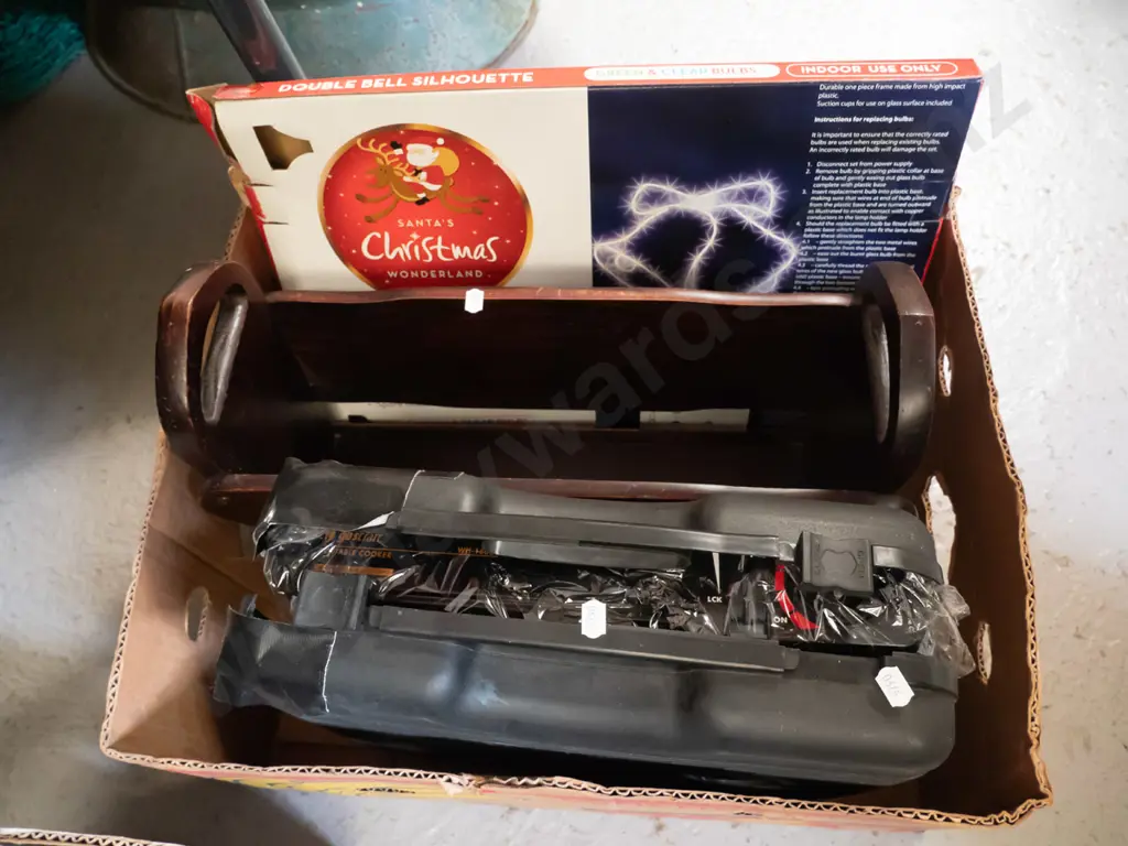 box; Xmas lights, wooden magazine rack, camping stove Image 1++