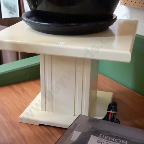 small end table/stand