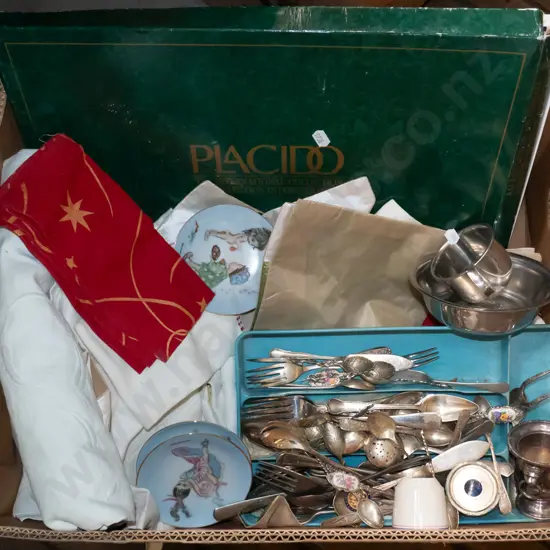 box; placemats, cutlery, tablecloths etc