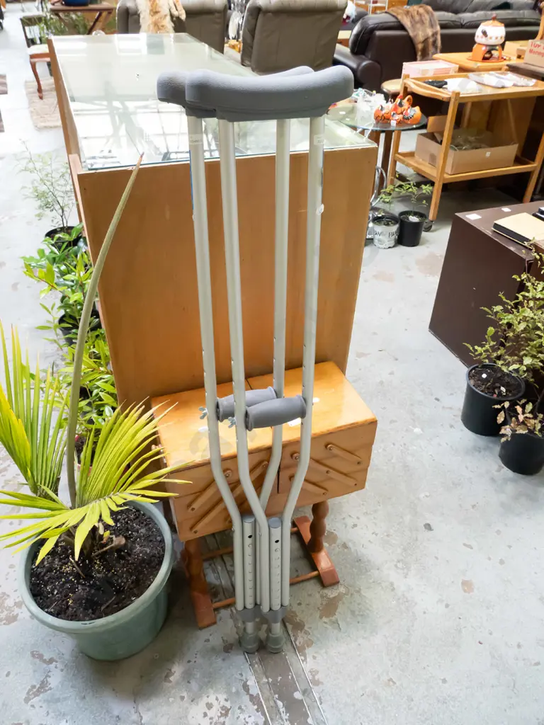 pair of Club Pro crutches Image 1++