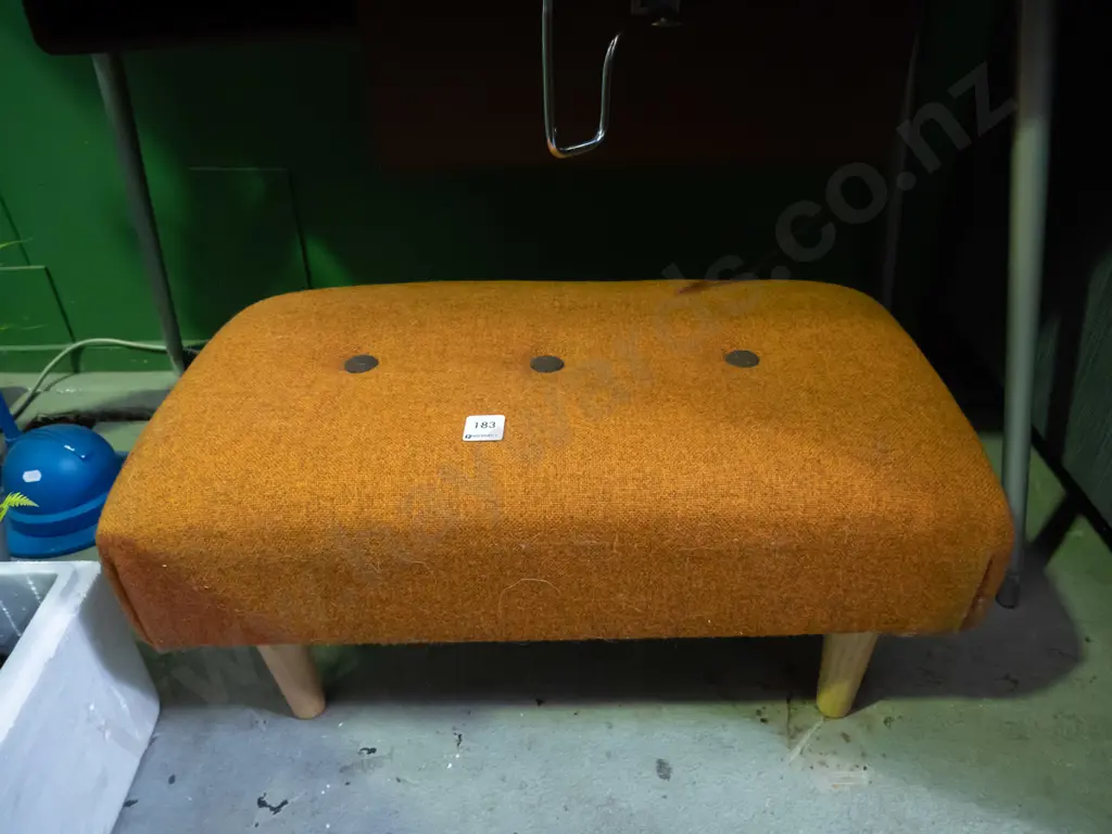 retro deep buttoned footstool Image 1++