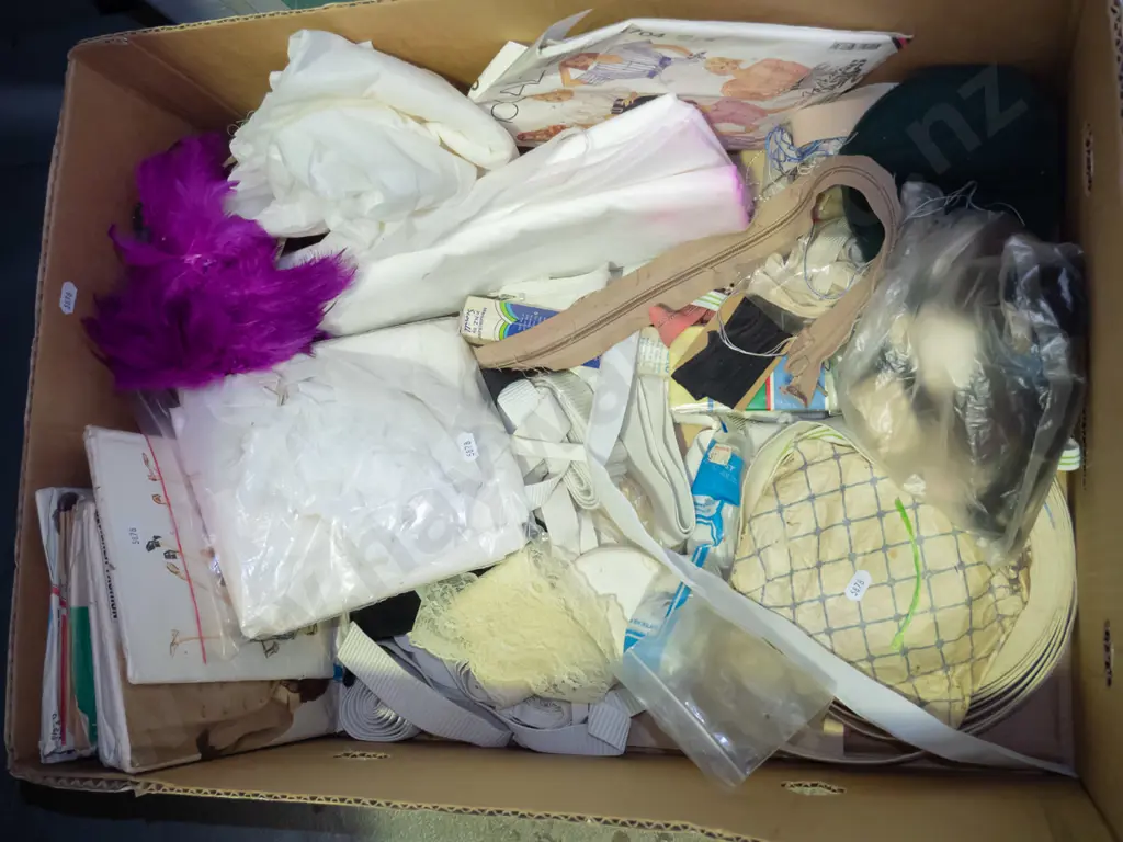 box; sewing supplies, patterns, zips etc Image 1++