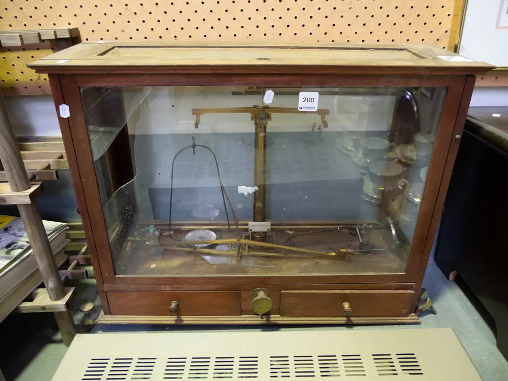 restorer's cased gold scales Image 1++