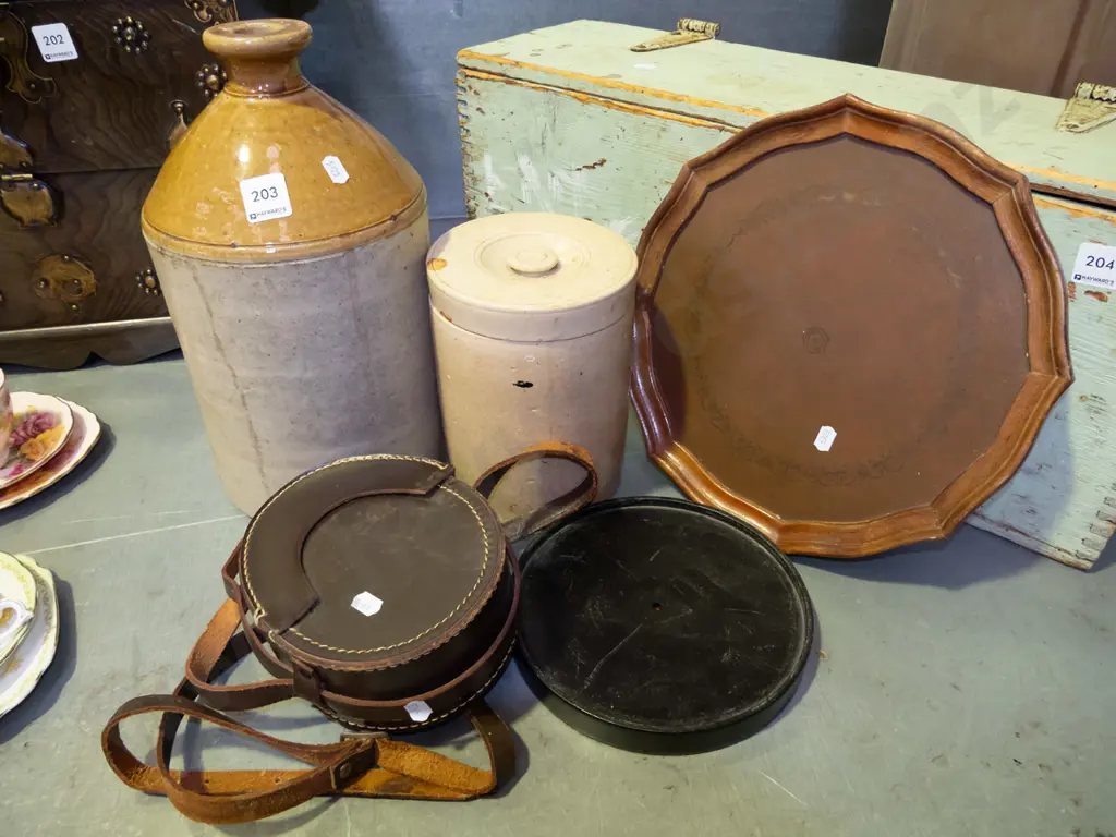 collar box, trays, lidded canister, crock Image 1++