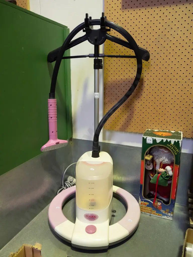 clothes steamer Image 1++