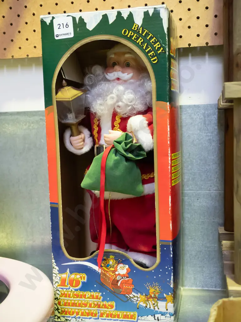 battery operated Santa ornament Image 1++