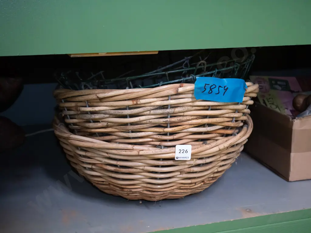 hanging basket planters Image 1++