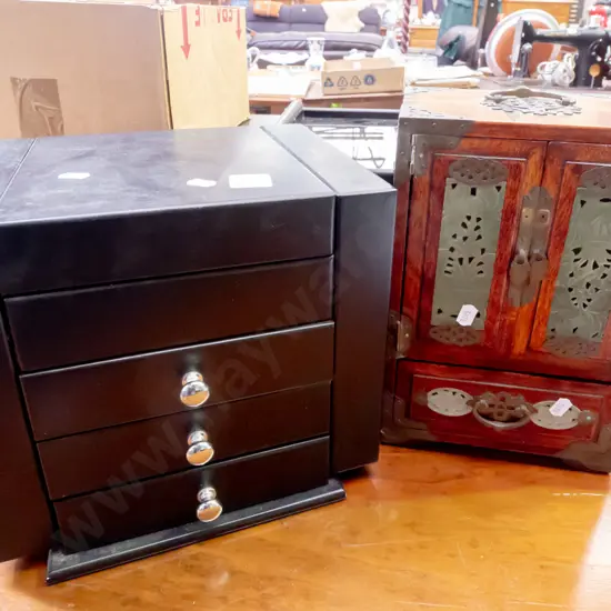 small jewellery chest, Asian jewellery chest - doors need attention H-280