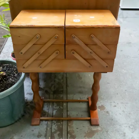 sewing concertina on stand