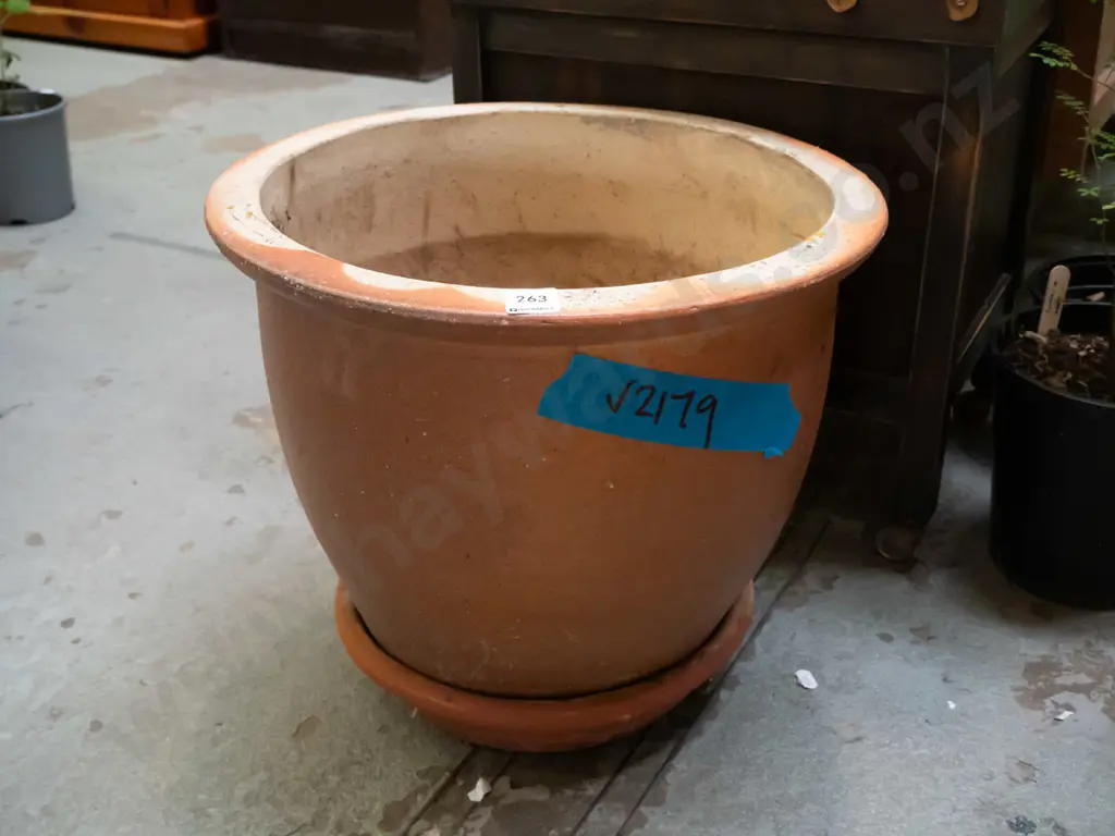 large glazed garden planter and tray H-350 Image 1++