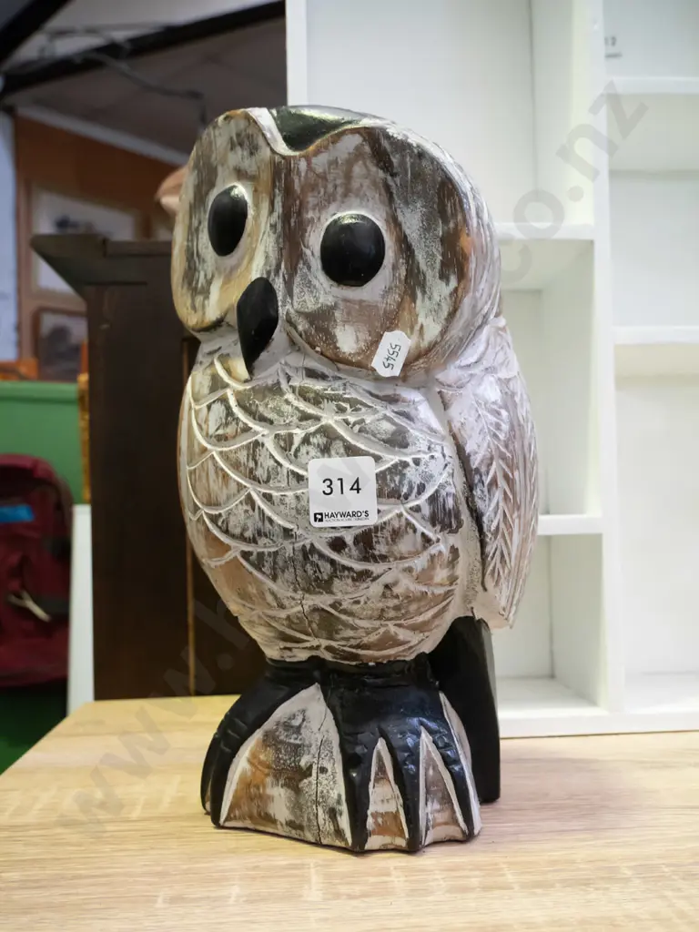 wooden owl figurine H-300 Image 1++