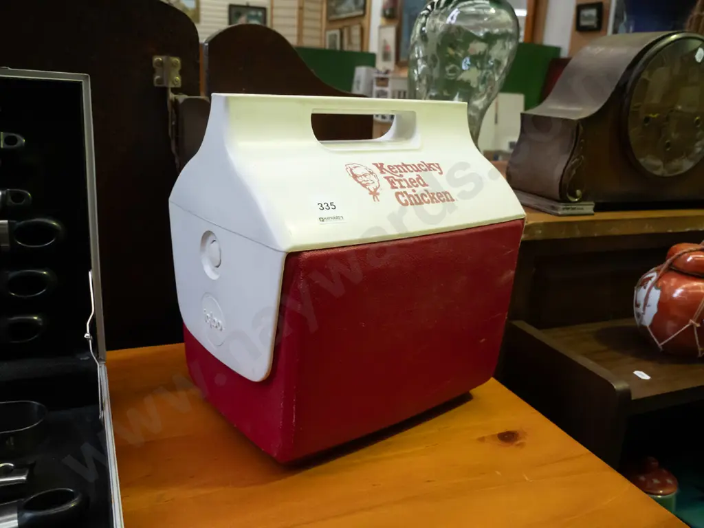 Kentucky Fried Chicken chilly bin H-300 Image 1++