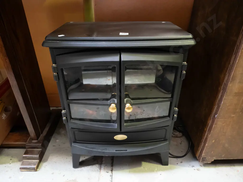 Dimplex electric faux fire H-560 W-450 D-280 Image 1++