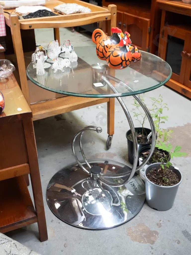 chrome based and glass top end table H-600 Diam-500 Image 1++