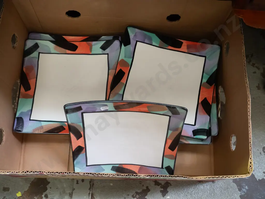 box of  1990s Temuka Pottery square plates Image 1++
