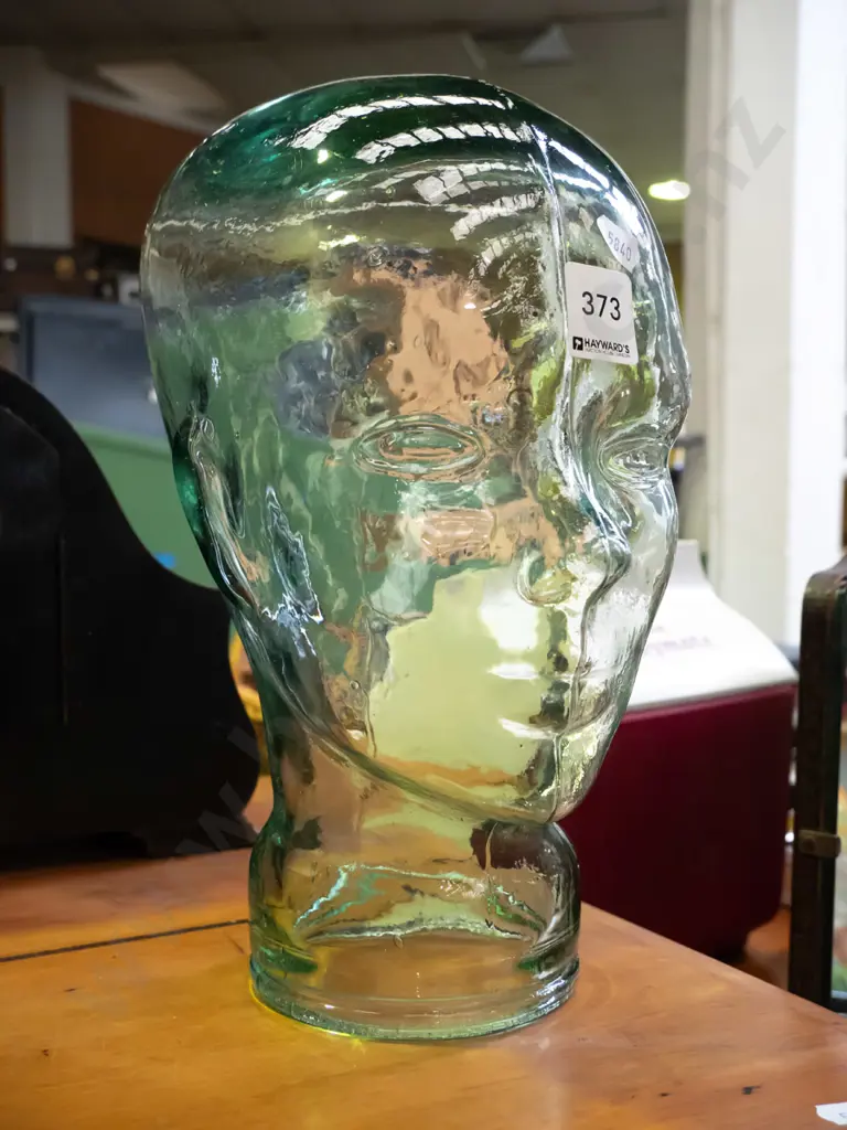 glass head H-290 Image 1++