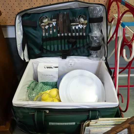 insulated picnic hamper and contents