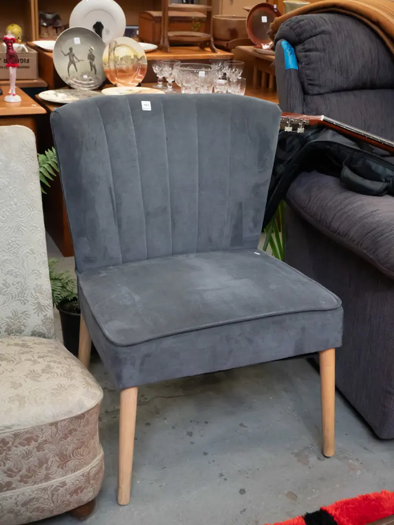 charcoal turned leg bedroom chair Image 1++