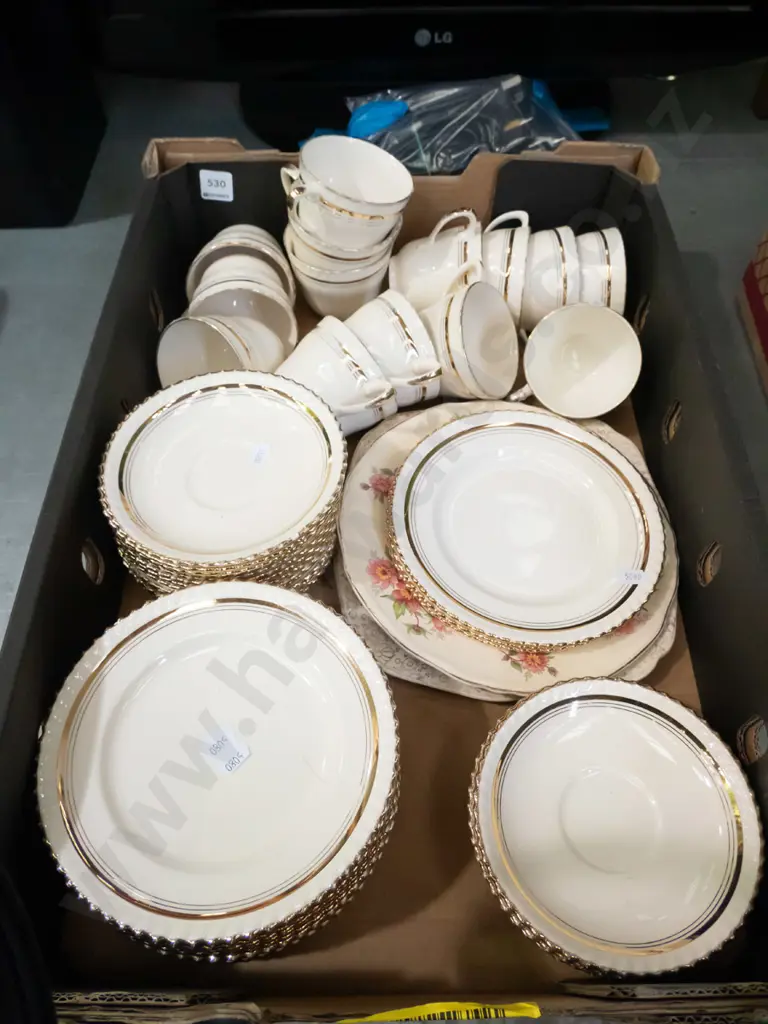 box; Johnson Bros gold rimmed cups,saucers etc Image 1++