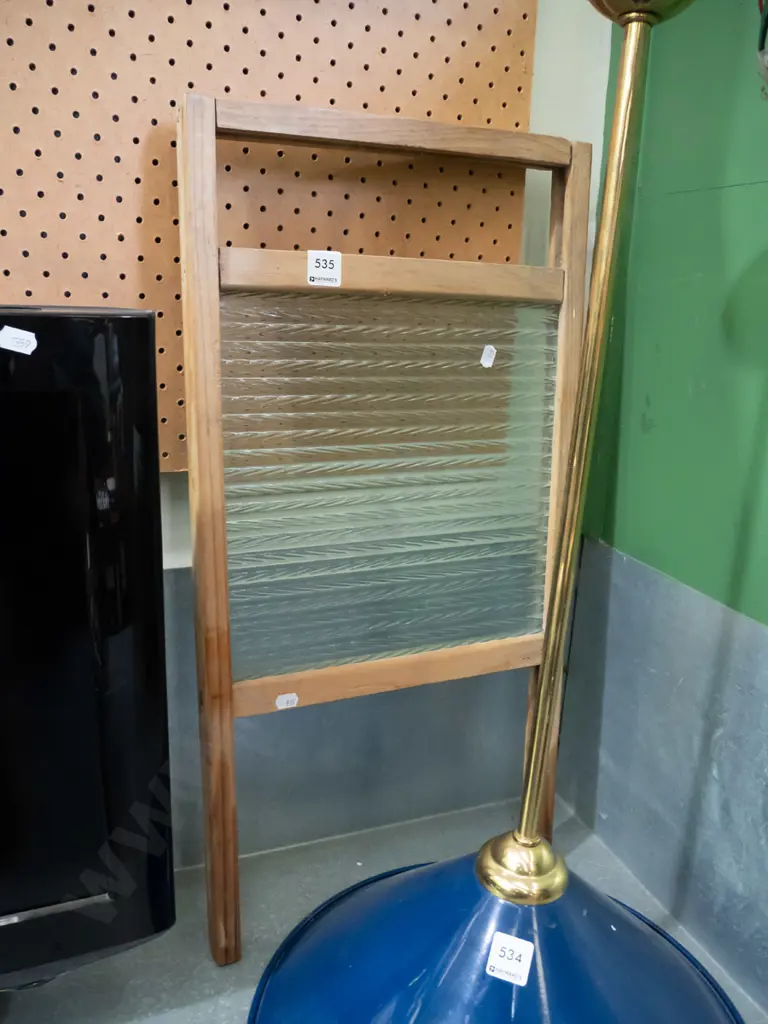 glass wash board Image 1++