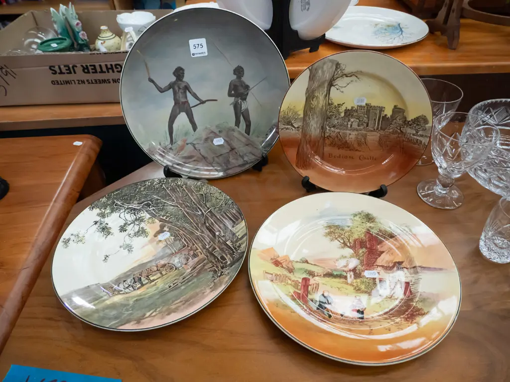 4x Royal Doulton cabinet plates Image 1++