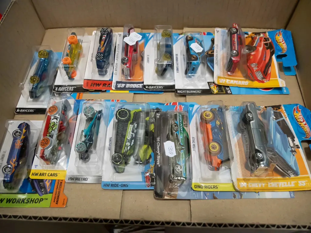 box of carded Hot Wheels cars Image 1++