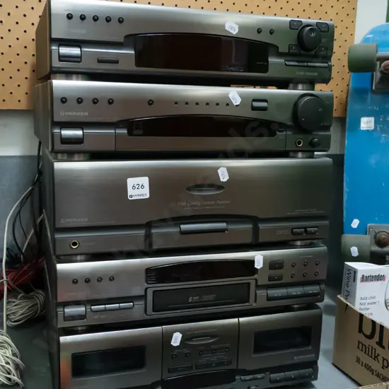 Pioneer stereo system -no turntable