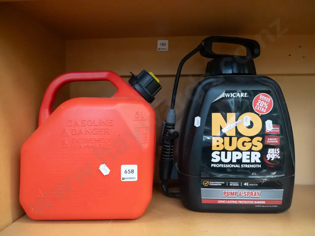 5L petrol container, No Bugs spray kit Image 1++