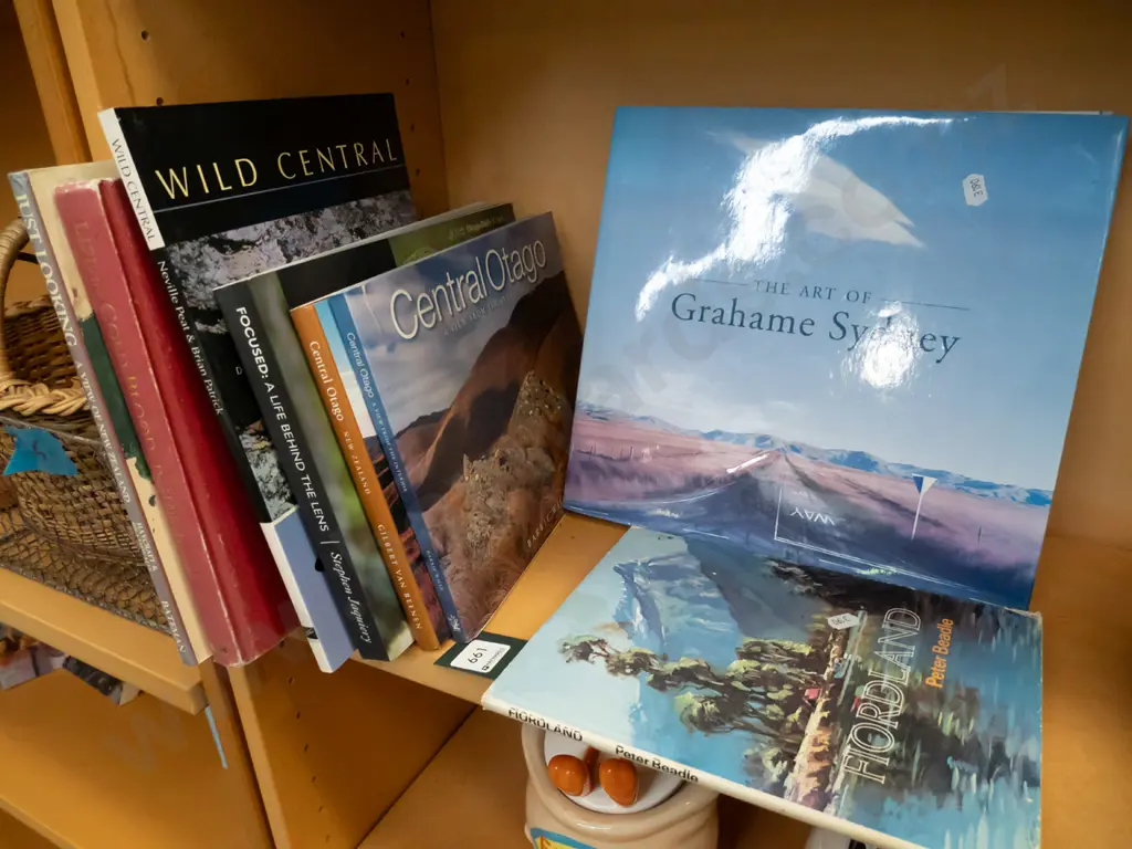 NZ books Image 1++