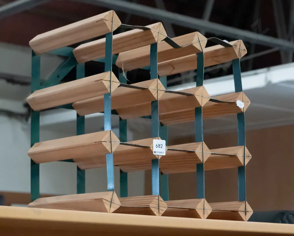 wine rack Image 1++
