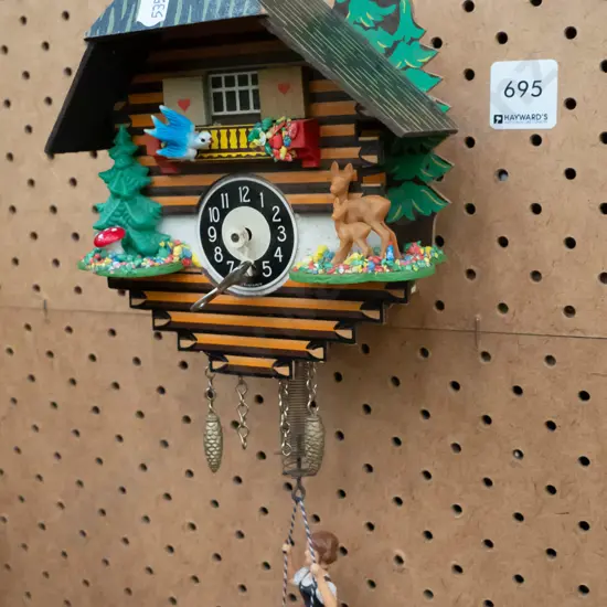 wind up Swiss clock