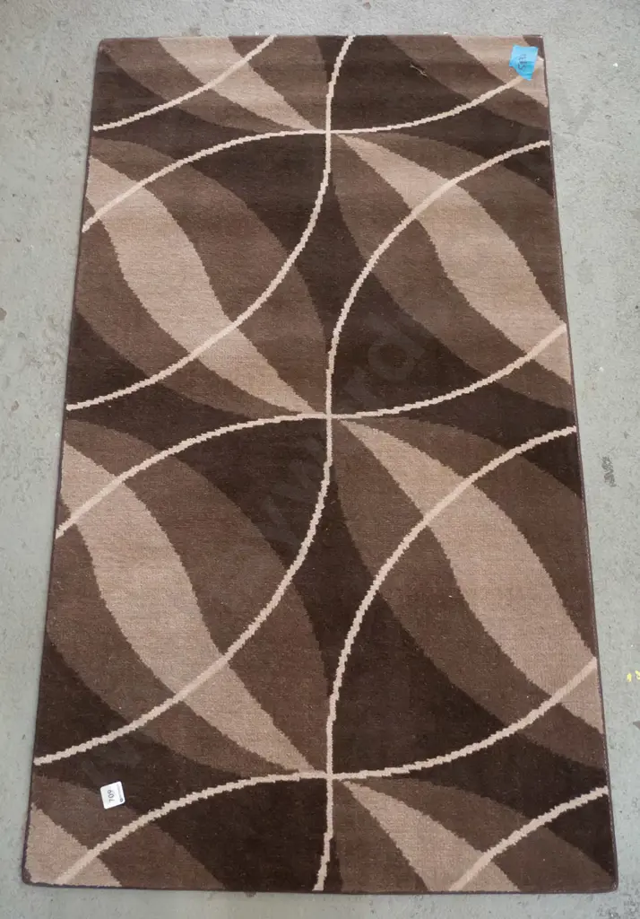 small edged floor mat L-1220 W-680 Image 1++