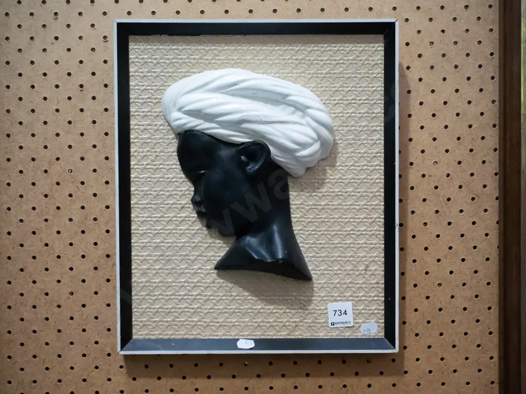framed silhouette Image 1++