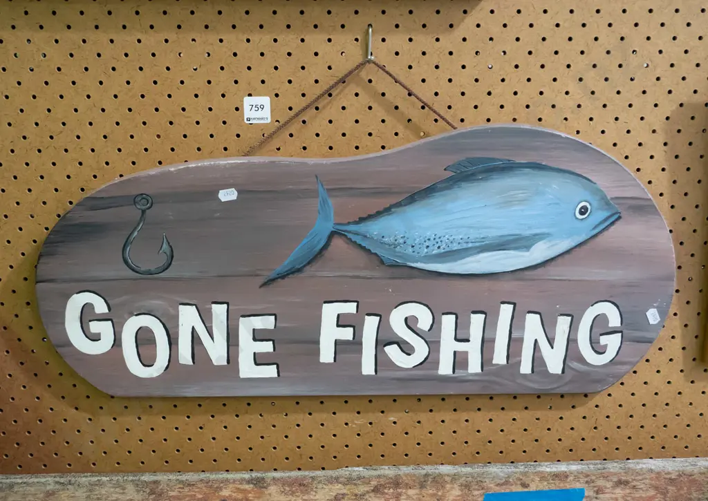 hand painted Gone Fishing sign Image 1++