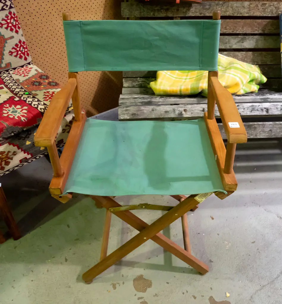 wood and canvas directors chair Image 1++