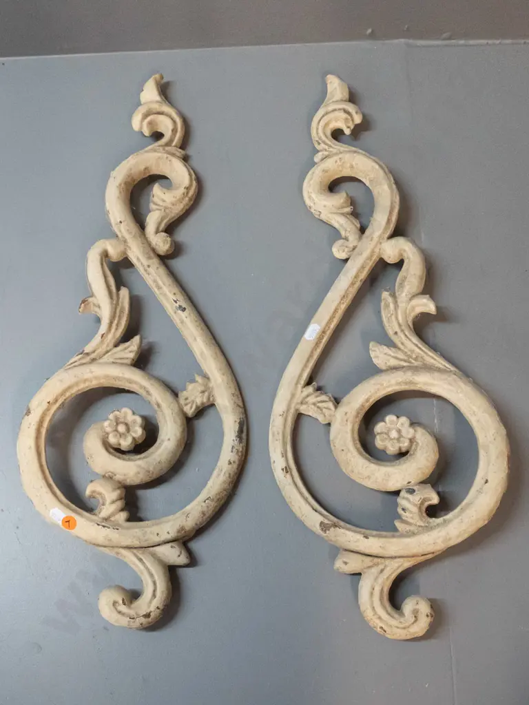 pair of cast iron cream painted ornamental pieces - from verandah trim or gate? Age wear and chips to paint H-600 W-220 Image 1++