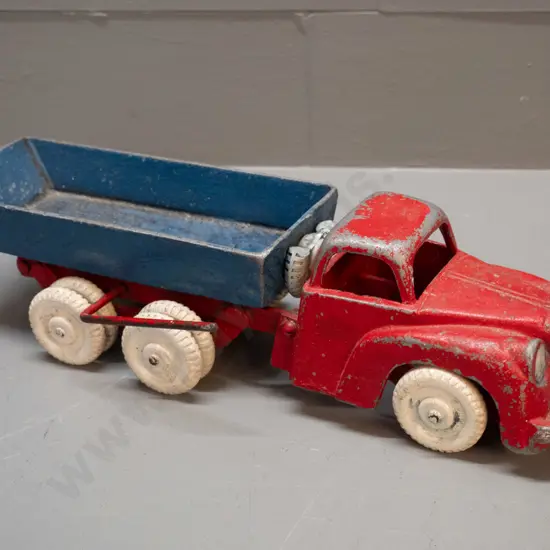 vintage Fun Ho tip truck - spare wheel broken L-330