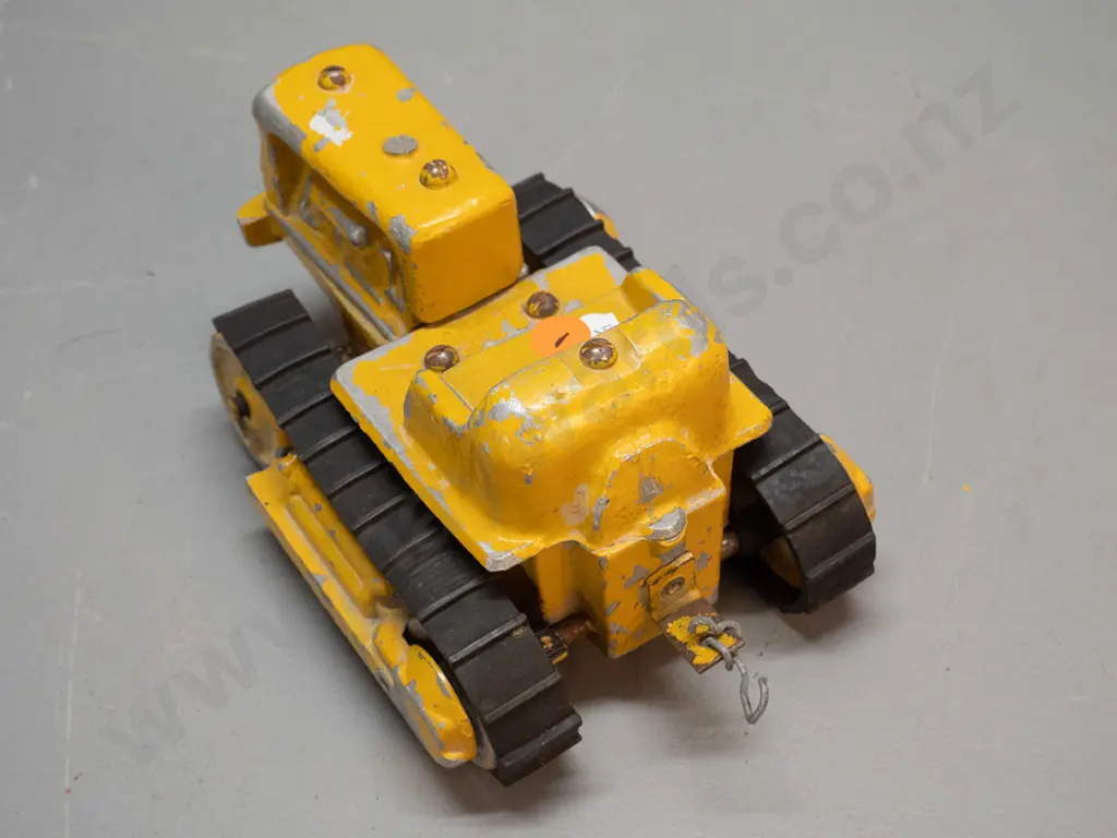 vintage Tiger Toys cast metal bulldozer - rubber tracks somewhat loose, wear to paint and logo H-100 L-200 Image 1++